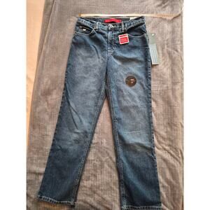 NWT Gloria Vanderbilt Size 16 Petite Midrise easy fit.